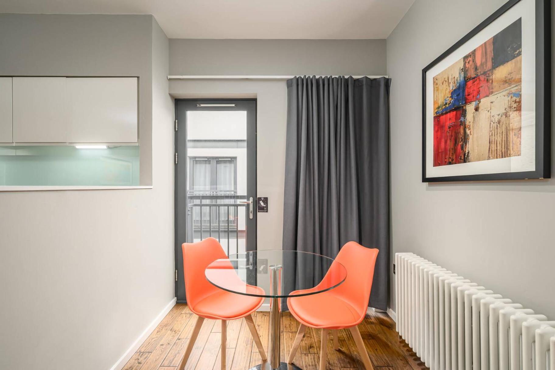 Destiny Scotland -The Malt House Apartments إدنبرة المظهر الخارجي الصورة