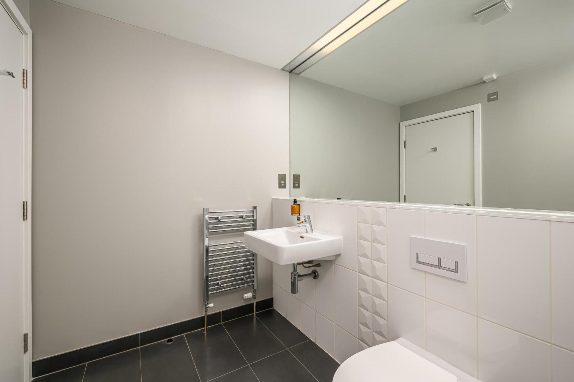 Destiny Scotland -The Malt House Apartments إدنبرة المظهر الخارجي الصورة