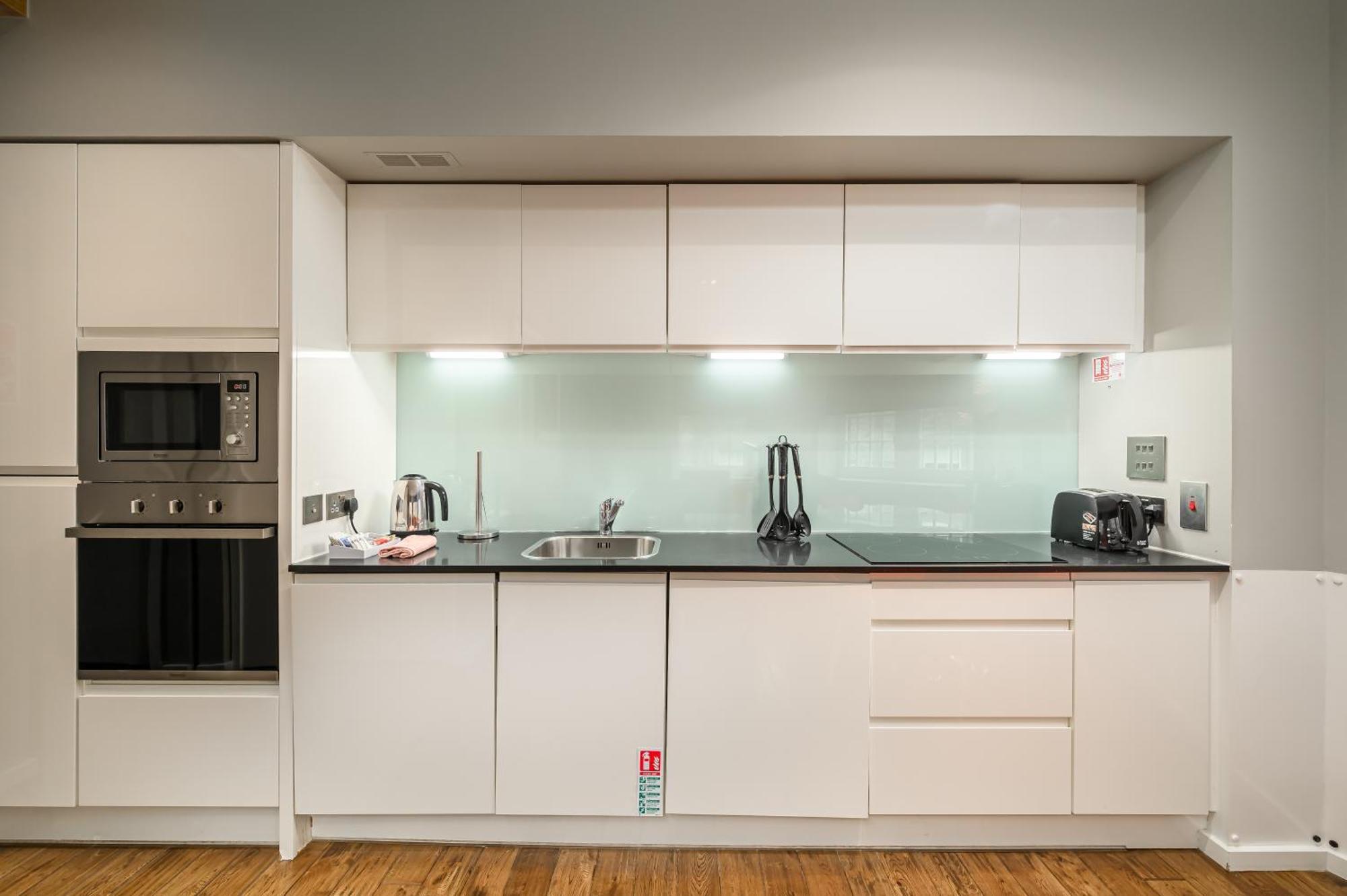 Destiny Scotland -The Malt House Apartments إدنبرة المظهر الخارجي الصورة