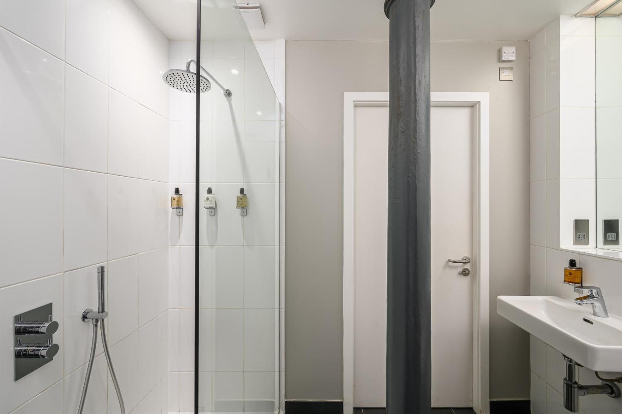 Destiny Scotland -The Malt House Apartments إدنبرة المظهر الخارجي الصورة
