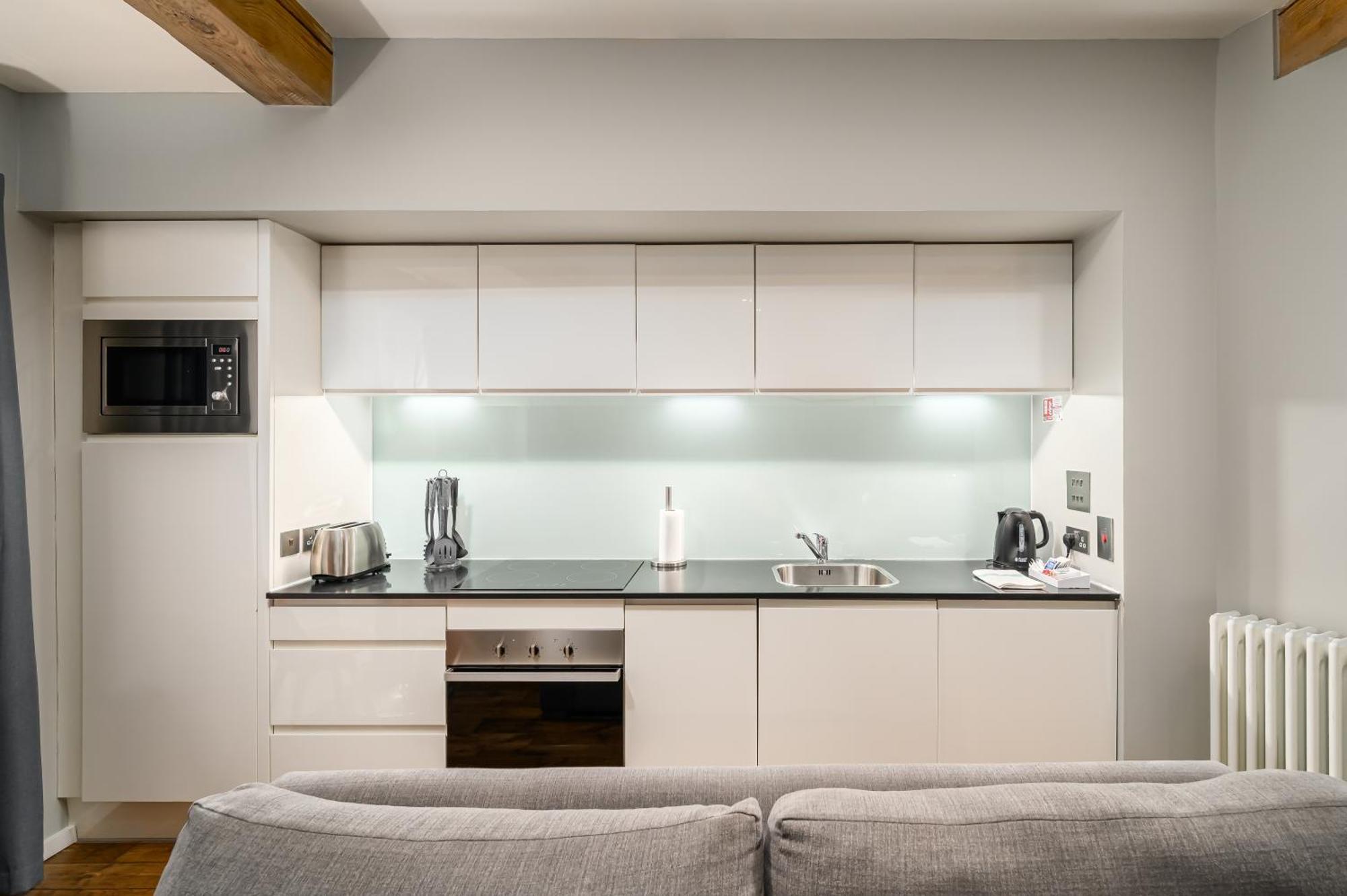 Destiny Scotland -The Malt House Apartments إدنبرة المظهر الخارجي الصورة